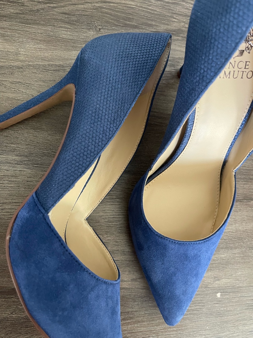 Vince Camuto Navy Suede Pointed Toe Stiletto Pumps 9 - Picture 4 of 6